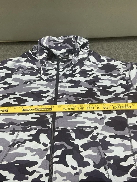 NWT Fabletics Woman’s’LEAH’ Navt Camo Oversized Hoodie Size XL 12-14 - Picture 7 of 9